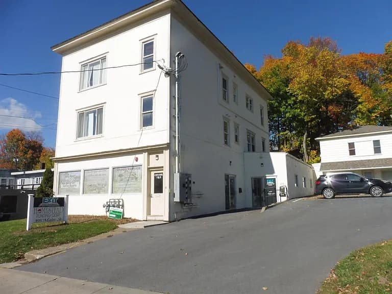 395 Main Street